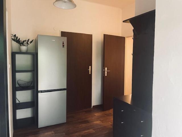 Cely Dum + Zahrada Villa Pardubice