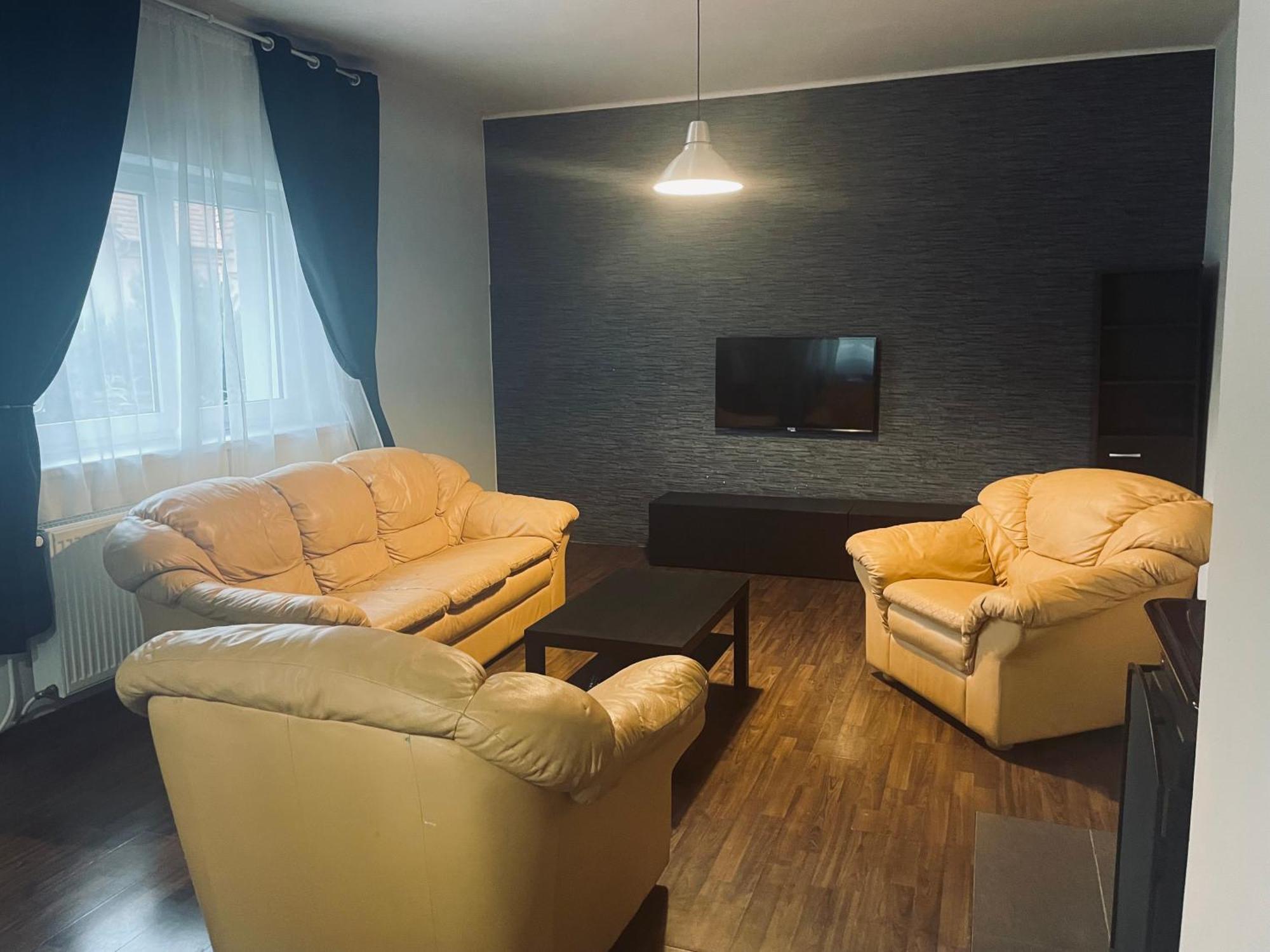Villa Cely Dum + Zahrada Pardubice